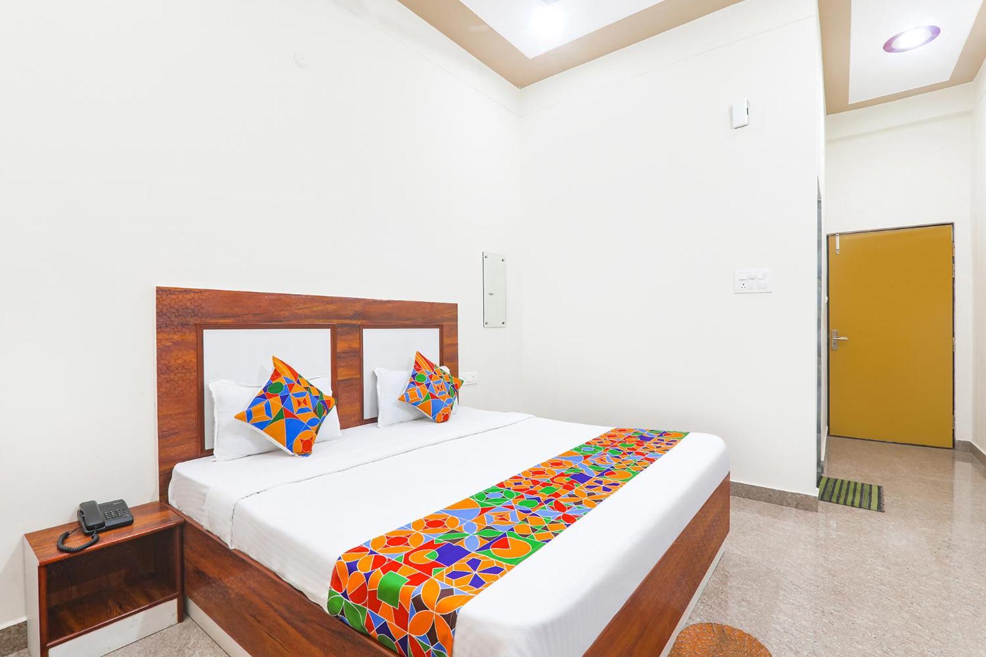 Fabhotel Shree Venkatesh Nileyam Ayodhya Εξωτερικό φωτογραφία